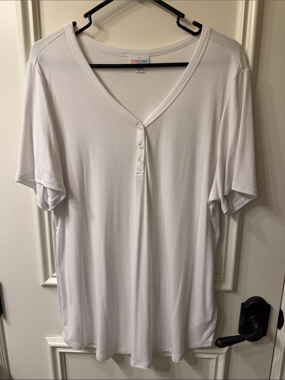 LuLaRoe White Short Sleeve V-Neck Bailey Top